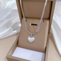 Simple Style Classic Style Heart Shape Titanium Steel Inlay Shell Pendant Necklace main image 4