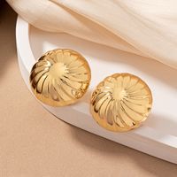 1 Pair Exaggerated Simple Style Round Swirl Pattern Plating Alloy Ferroalloy 14k Gold Plated Ear Studs main image 5