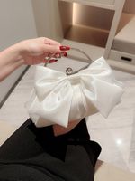 Women's Satin Bow Knot Elegant Vintage Style Flowers Oval Buckle Handbag Evening Bag sku image 1