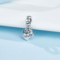 1 Piece Ig Style Elegant Hand Heart Shape Sterling Silver Plating Valentine's Day Jewelry Accessories main image 1