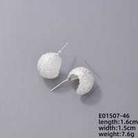 1 Pair Simple Style Moon Oval Plating Three-dimensional Copper Gold Plated Ear Studs sku image 5