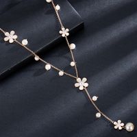 Elegant Flower Copper Alloy Inlay Pearl Pendant Necklace Sweater Chain main image 8