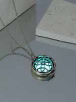 Classical Vintage Style Color Block Stainless Steel Alloy Luminous Unisex Pendant Necklace main image 3