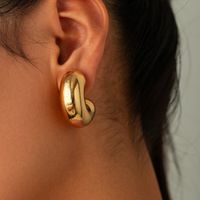 1 Par Estilo IG Estilo Simple Forma De C Acero Inoxidable 304 Chapados en oro de 18k Pendientes main image 1