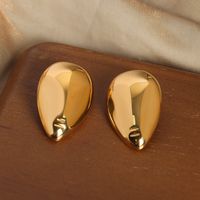 1 Pair Modern Style Simple Style Artistic Solid Color Mask Plating Titanium Steel 18k Gold Plated Ear Studs main image 5