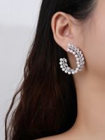 1 Pair Elegant Simple Style Solid Color Plating Inlay Copper Artificial Pearls Zircon White Gold Plated Ear Studs main image 3