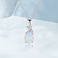 Casual Elegant Color Block Copper Plating Inlay Gem White Gold Plated Pendant Necklace main image 1