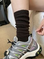 Unisex Simple Style Solid Color Cotton Crew Socks A Pair main image 3
