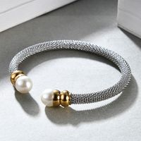 Simple Style Geometric Stainless Steel Plating Inlay Artificial Pearls Gold Plated Twisted Cable Bracele Bangle main image 5