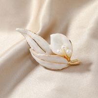 Elegant Flower Alloy Enamel Plating Inlay Artificial Pearls Women's Brooches main image 2