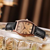 Vintage Style Solid Color Buckle Quartz Women's Watches main image 5