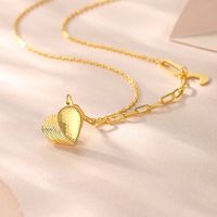 Elegant Heart Shape Sterling Silver Pendant Necklace main image video