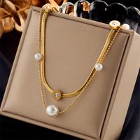 Ig Style Simple Style Geometric Titanium Steel Plating Inlay Artificial Pearls Rhinestones Shell Necklace main image 4