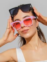 Estilo Simple Estilo Clásico Bloque De Color Ordenador Personal Cuadrado Fotograma Completo Gafas De Sol Mujer main image 4