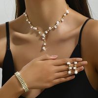 Mode Blume Kupfer Inlay Künstliche Perle Strass Armbänder Ohrringe Halskette sku image 1