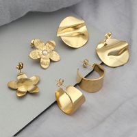1 Pair IG Style Simple Style C Shape Flower Plating Inlay Stainless Steel Pearl Zircon 18K Gold Plated Drop Earrings Ear Studs main image 4