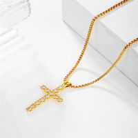 Elegant Luxurious Bridal Cross Copper Plating Inlay Zircon 18k Gold Plated Pendant Necklace main image 4