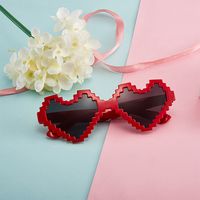 Funny Heart Shape Resin Special-shaped Mirror Full Frame Women's Sunglasses main image 3
