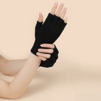 Women's Classic Style Solid Color Gloves 1 Pair main image 1