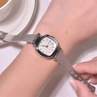 Simple Style Solid Color Buckle Quartz Women's Watches sku image 1