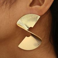 1 Pair Elegant Vintage Style Sector Scallop Alloy Drop Earrings main image 6