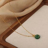 Casual Elegant Simple Style Color Block Malachite Shell Titanium Steel Plating Inlay Malachite Shell 18k Gold Plated Women's Pendant Necklace main image 5