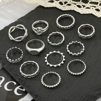Ig Style Elegant Vintage Style Geometric Alloy Hollow Out Silver Plated Women's Rings main image 5