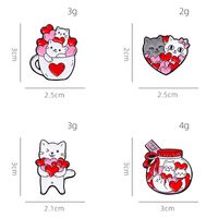 Cute Heart Shape Cat Alloy Enamel Unisex Brooches main image 2