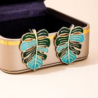 1 Pair Simple Style Leaf Enamel Alloy Zinc Ear Studs main image 1