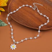 Sweet Daisy Plastic Resin Beaded Women's Pendant Necklace main image 5