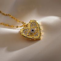 Ig Style Simple Style Devil's Eye Heart Shape Copper Plating Hollow Out Inlay Zircon 18k Gold Plated Pendant Necklace main image 6