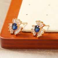 1 Pair Classic Style Round Plating Inlay Alloy Rhinestones Gold Plated Ear Studs main image 3