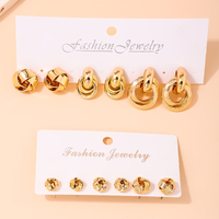 Wholesale Jewelry Simple Style Classic Style Round Flower Alloy Gold Plated Plating Ear Studs main image 4