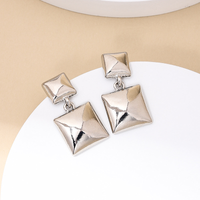 1 Pair Elegant Simple Style Square Plating Alloy Drop Earrings main image 3