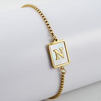 Estilo Preppy Estilo Simple Estilo Clásico Letra Acero Inoxidable 201 Chapados en oro de 18k Cascarón Pulsera Al Mayoreo sku image 14