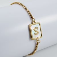 Estilo Preppy Estilo Simple Estilo Clásico Letra Acero Inoxidable 201 Chapados en oro de 18k Cascarón Pulsera Al Mayoreo sku image 19