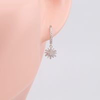 1 Pair Vintage Style Solid Color Snowflake Inlay Sterling Silver Zircon White Gold Plated Gold Plated Drop Earrings main image 6