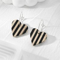1 Pair Casual Simple Style Heart Shape Printing Wood Drop Earrings sku image 1
