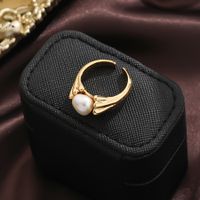 Casual Elegant Solid Color Copper Plating Inlay Freshwater Pearl 18k Gold Plated Silver Plated Rings main image 5