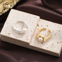 Casual Elegant Solid Color Copper Plating Inlay Freshwater Pearl 18k Gold Plated Silver Plated Rings main image 4