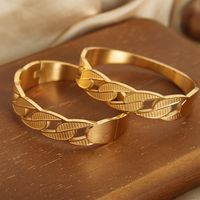 Casual Simple Style Solid Color Titanium Steel Criss Cross Plating 18k Gold Plated Bangle main image 9