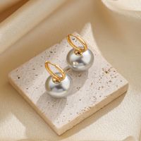 1 Pair Elegant Simple Style Color Block Inlay Resin Freshwater Pearl Copper Resin Pearl 18k Gold Plated Drop Earrings main image 7