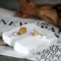 1 Pair Vintage Style Irregular Plating 304 Stainless Steel Imitation Pearl 18K Gold Plated Drop Earrings main image 3