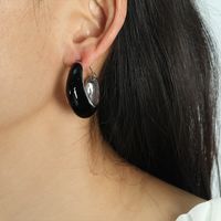 1 Paire Élégant Rétro Forme En U Placage Acier Au Titane Plaqué Or 18k Boucles D'oreilles Cerceau sku image 2