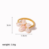 Simple Style Classic Style Flower Freshwater Pearl Copper Plating Inlay Pearl 18k Gold Plated Rings main image 2