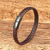 Classic Style Round 316L Stainless Steel  Pu Leather Handmade Metal Button Unisex Wristband main image 5
