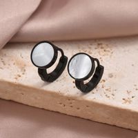 1 Pair Simple Style Commute Round Oval Heart Shape Irregular Plating Inlay 304 Stainless Steel Shell 14K Gold Plated Earrings main image 8