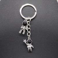 Vintage Style Simple Style Astronaut Star Alloy Plating Inlay Acrylic Silver Plated Bag Pendant Keychain main image 7