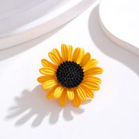 Pastoral Plant Daisy Alloy Women's Corsage Brooches Collar Pin main image 8
