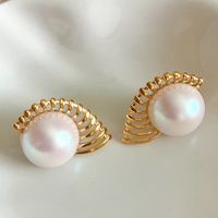 1 Pair Simple Style Sector Asymmetrical Polishing Three-dimensional 304 Stainless Steel Imitation Pearl Pearl 14K Gold Plated Ear Studs main image 4